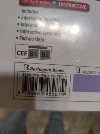 LIVING ENGLISH 1 BACH SB y WB ED.14 Burlington Boo
