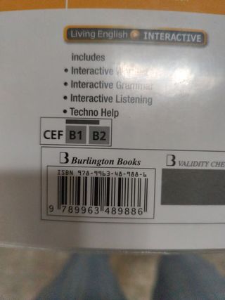 LIVING ENGLISH 1 BACH SB y WB ED.14 Burlington Boo