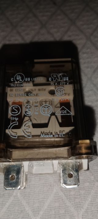 Relé Finder 230V - potencia