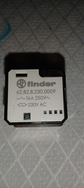 Relé Finder 230V - potencia