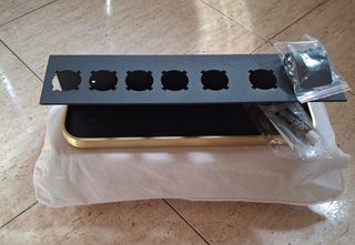 Soporte para rizador o secador Dyson - NUEVO.