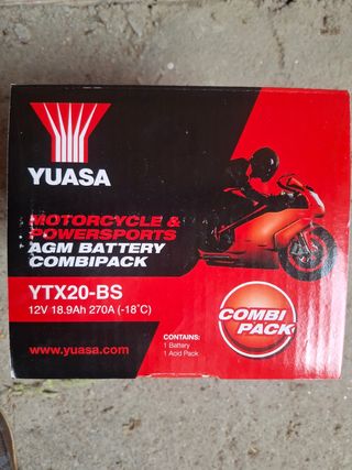 Batería Yuasa YTX20-BS Moto. Sin uso.