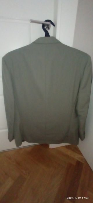Traje gris caballero