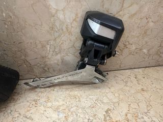 Grupo Shimano Ultegra Di2 R8050