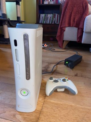 Xbox 360 blanca + mando