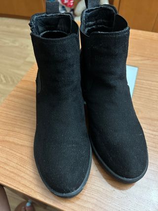 Botines negros mujer