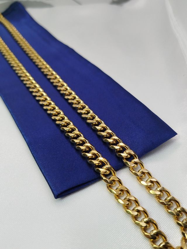 Cadena 7mm eslabón dorado de acero inoxidable