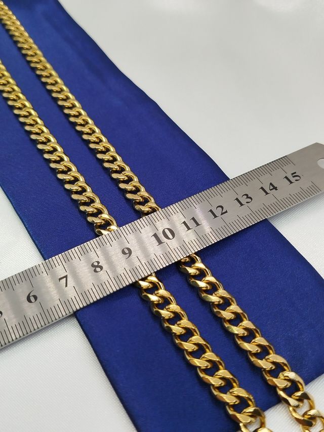 Cadena 7mm eslabón dorado de acero inoxidable