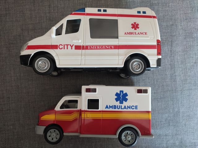 Lote de 10 coches y camiones