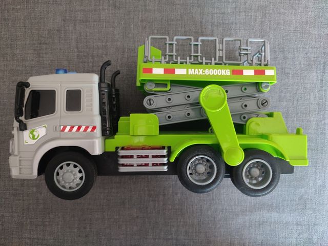 Lote de 10 coches y camiones