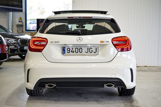 Mercedes Clase A MERCEDES-BENZ  A 180 d AMG Line 