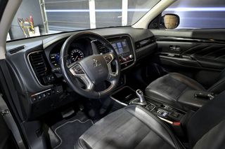 Mitsubishi Outlander   2.4 PHEV Kaiteki Auto 4WD 