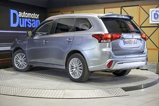 Mitsubishi Outlander   2.4 PHEV Kaiteki Auto 4WD 
