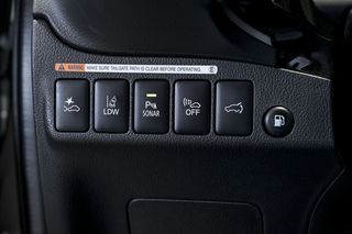 Mitsubishi Outlander   2.4 PHEV Kaiteki Auto 4WD 
