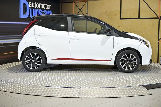 Toyota Aygo   1.0 70 xsport