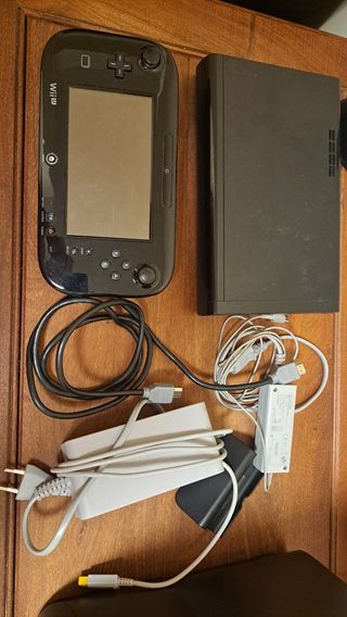 Wii U negra 32 GB Con juegos incluidos. 