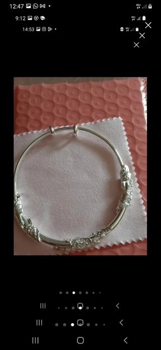 Pulsera plateada flores - nueva