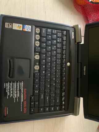 Portátiles antiguos Toshiba & Notebook