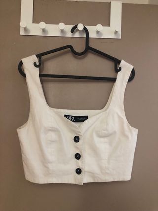 Top corto blanco Zara - estilo corsé