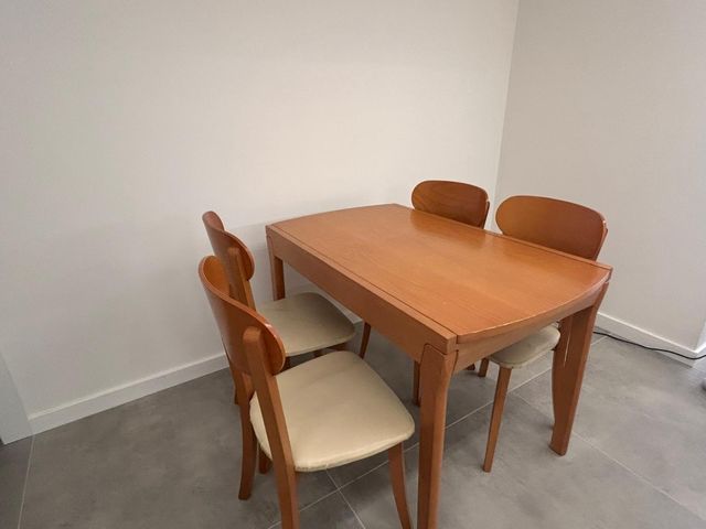 Mesa cocina 4 sillas madera