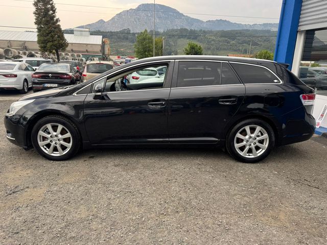 Toyota Avensis 2.2 D4D EXECUTIVE 150