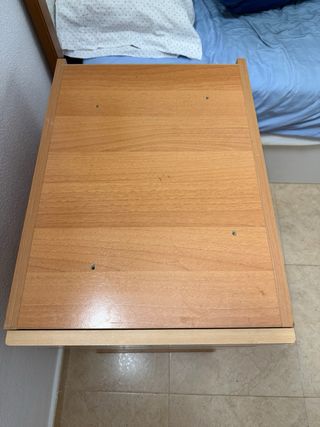 Cassettiera in legno a 4 cassetti