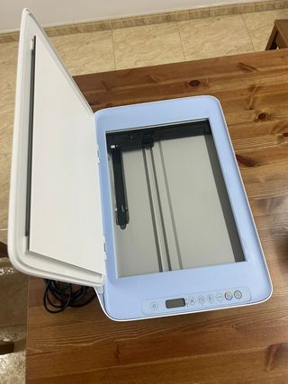 Impresora HP Deskjet 2622e - Azul y Blanca