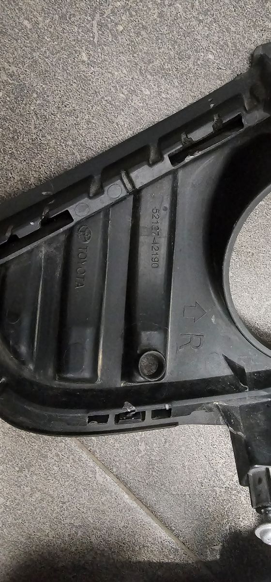 Molduras antiniebla Toyota RAV4