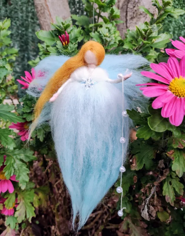 Stupende fate delle stagioni artigianali Waldorf