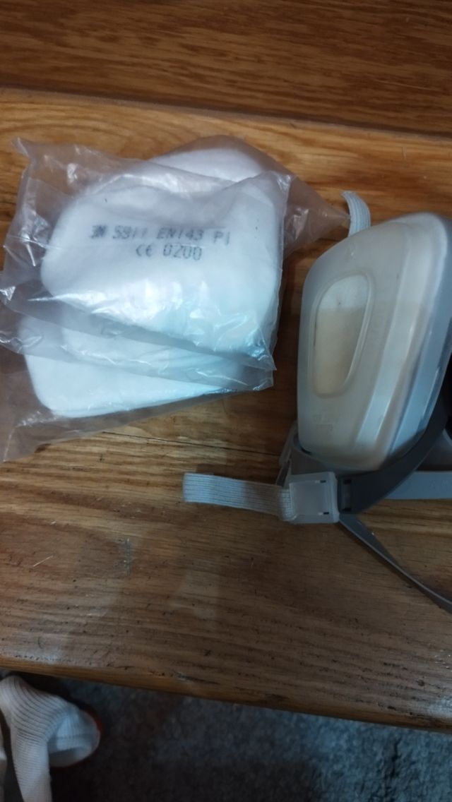 Máscara 3M antipolvo y antigases