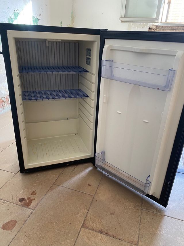 Nevera 12v negra - Camper/barco