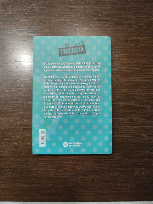 Xènia tens un WhatsApp 