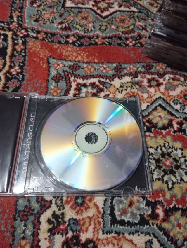 CD Wu-tang Clan. The W