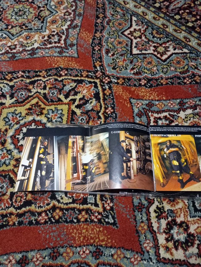 CD Wu-tang Clan. The W