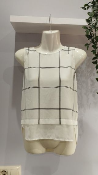 Blusa blanca sin mangas - Cuadros