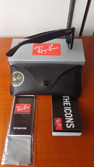 Ray-Ban: Gafas de sol clásicas