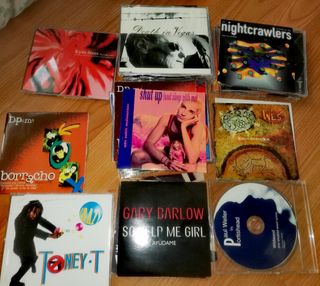 66 CDs en Version Singles de los 90