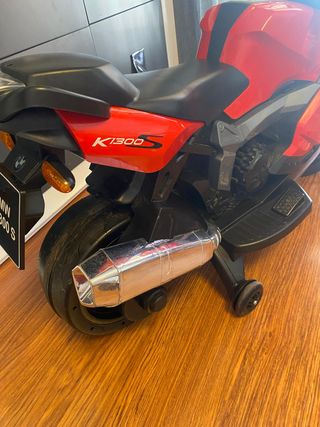 Moto BMW K1300S niño