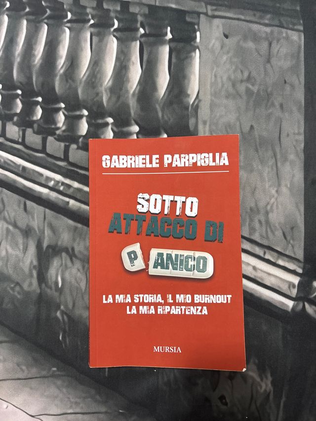 Sotto attacco di panico: La mia storia, il mio ...
