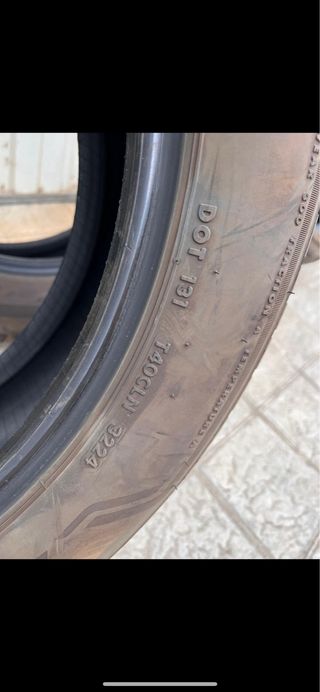 Neumáticos Bridgestone 225/55 R19 con 3000km 4 uni