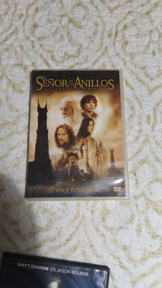 dvds de el caso bourne y señor de los anillos.