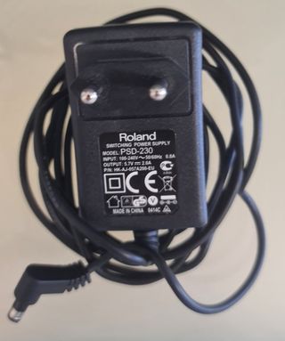 Roland Micro Cube GX Amplificador