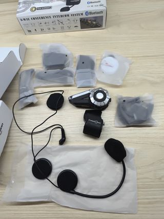 Intercom intercomunicador de moto FreedConn (SENA)