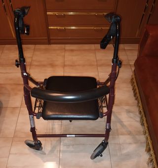 Andador con asiento