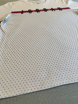 Camiseta Jordan blanca lunares L
