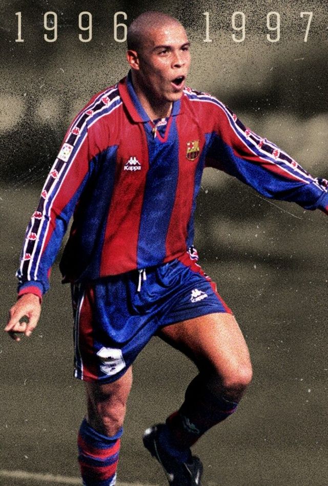 ULTIMI GIORNI Maglia e Pallone Barça firmato