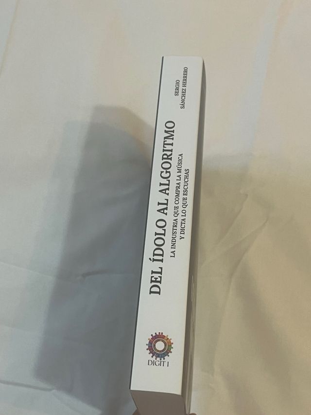 Del idolo al algoritmo