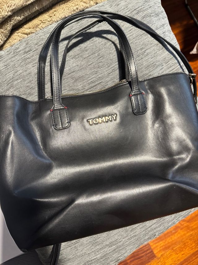Bolso Tommy Hilfiger negro