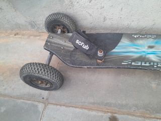 Monopatín patinete Skate World
