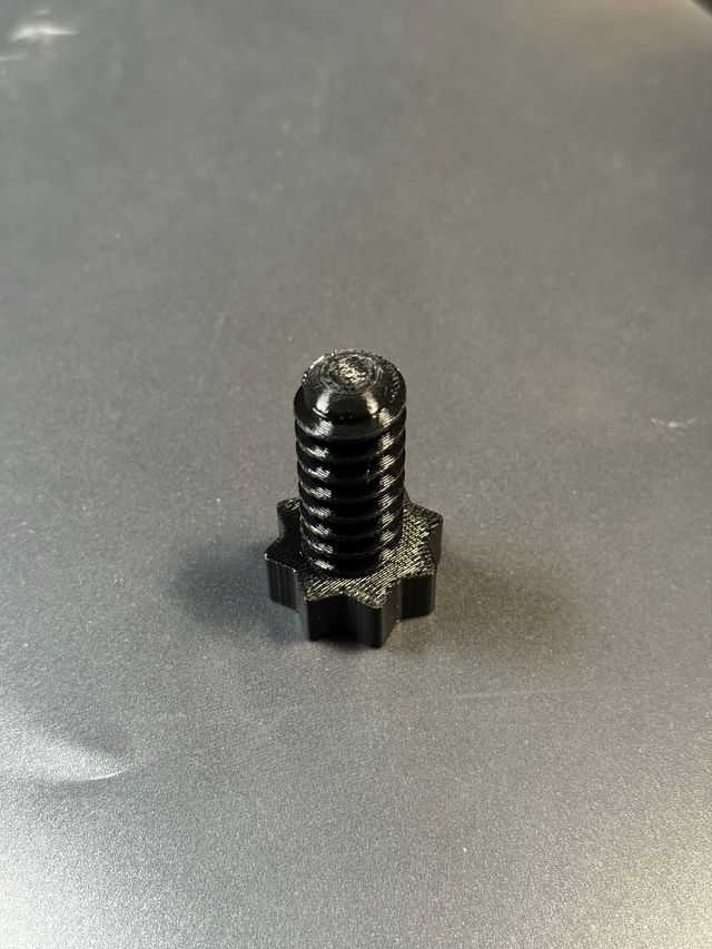 5 Tornillos Keter para silla / sofá de plástico